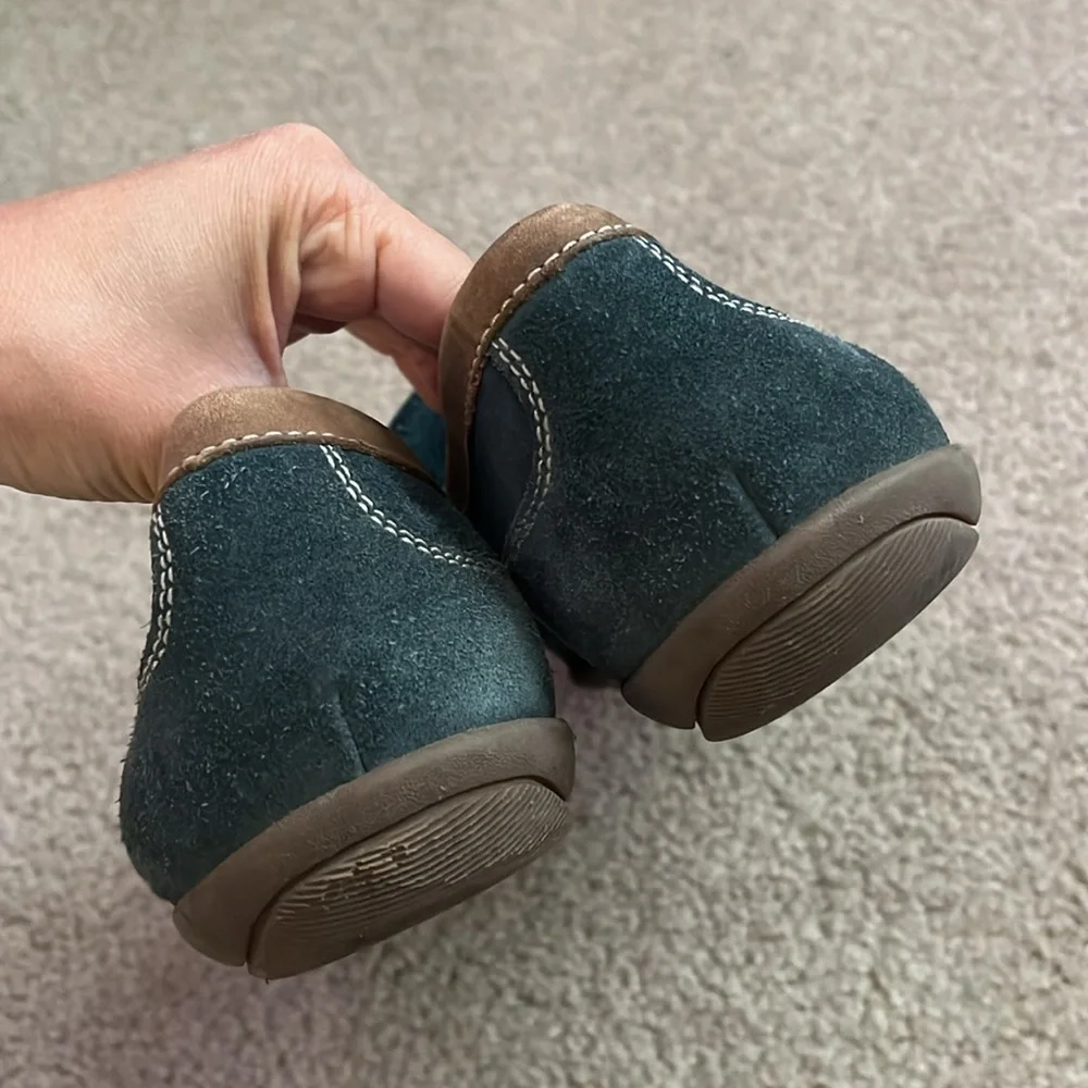 “EMYCO- Men’s suede Loafers size 9”